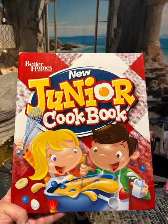 Better Homes And Gardens Other - #749| 🏟️Better Homes & Gardens Junior Cook Book - Red, Yellow, Blue